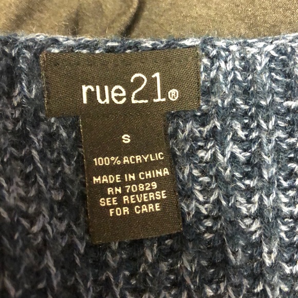 Blue Sweater - Picture 6 of 6